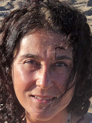 Dr. Clara Cisterna